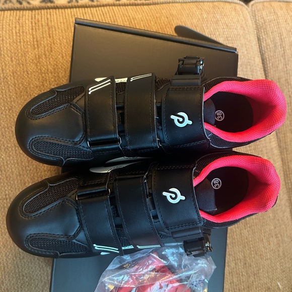 Altos Cycling Shoes – Peloton Apparel US Peloton Cycling Shoes SZ 38